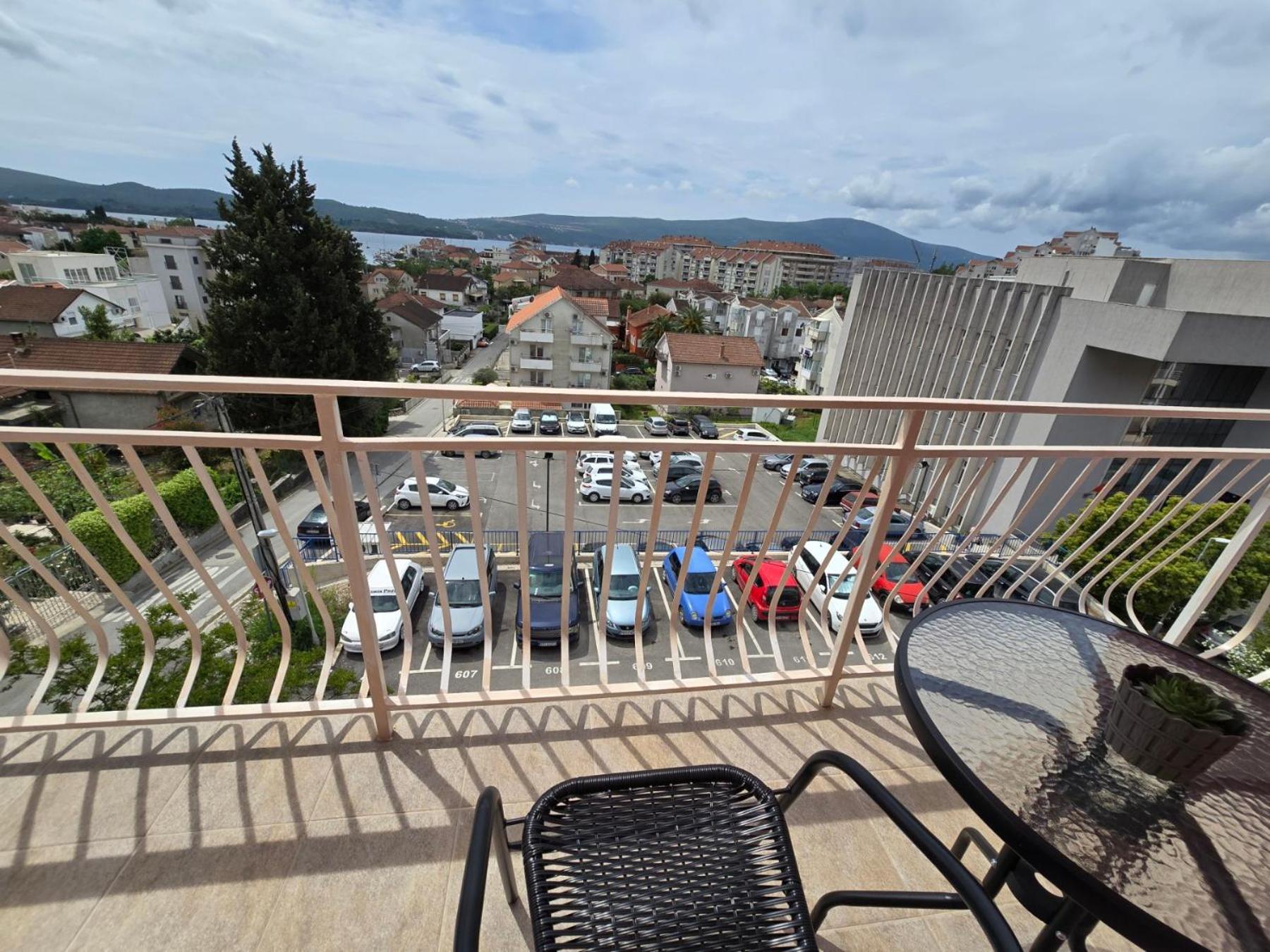 Jovanovic Apartment Tivat Dış mekan fotoğraf